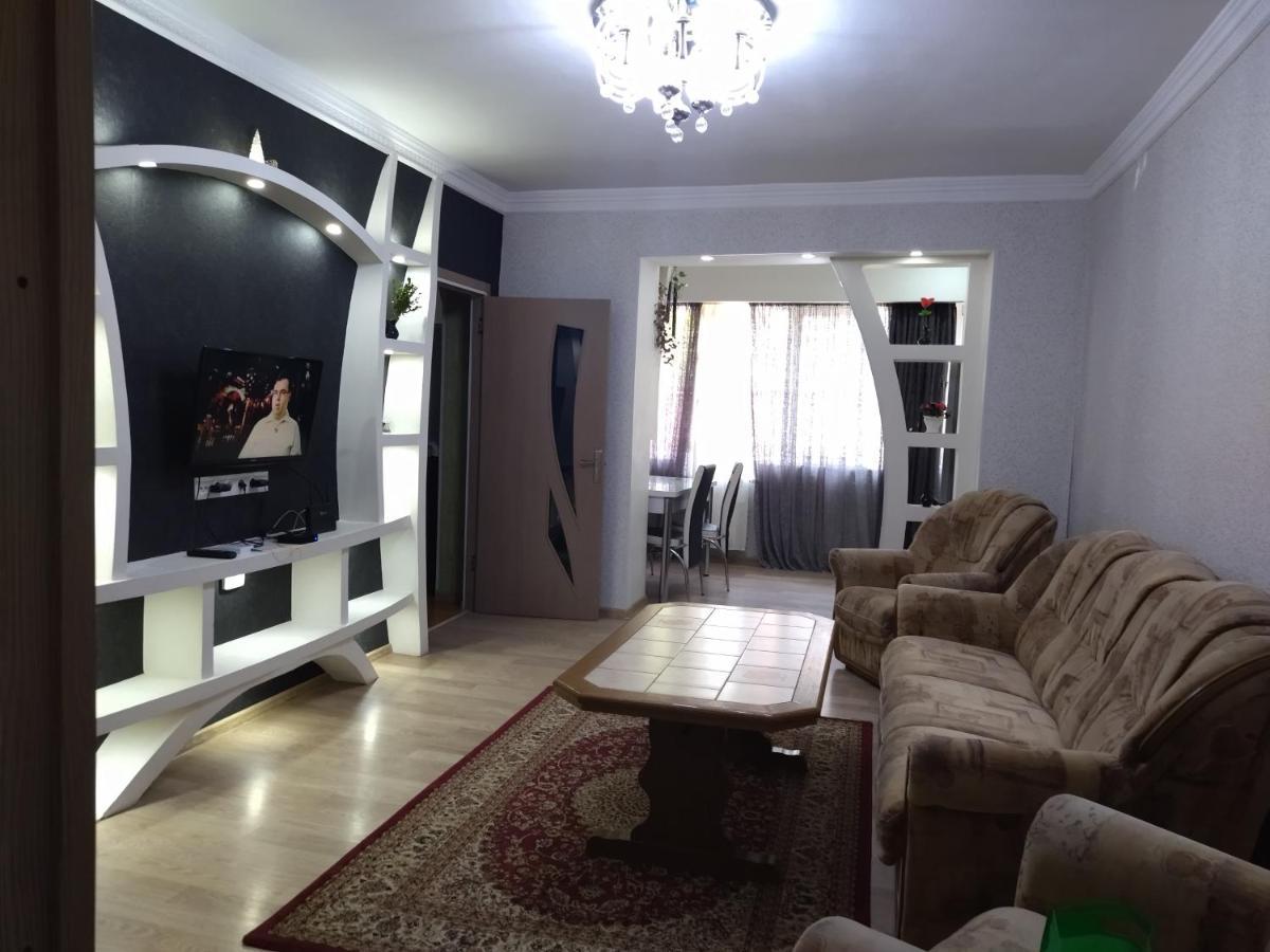 Apartment For You Tbilisi Buitenkant foto